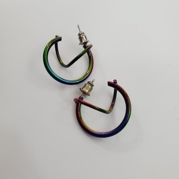 Rainbow Earrings Hoops Pierced Swirl Blue Green Sm‎ - Picture 3 of 6